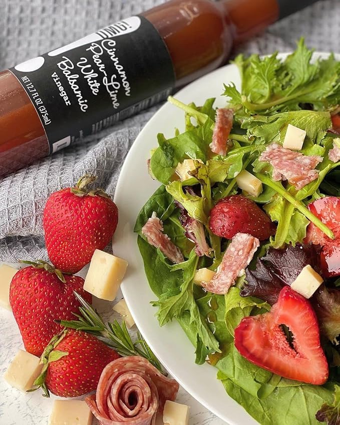 OMG! Oils: Cinnamon Pear-Lime White Balsamic Vinegar (Perfect for Dipping, Marinades, Glazing and Topping!), 375ml/12.7oz??,<div>