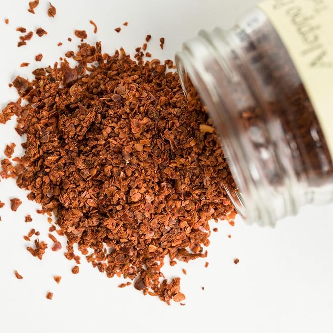 Wellness Organic Chili Pepper Blend 8 oz - Aleppo & Cayenne, Ground White Pepper, Ghost Pepper Powder, Happy Belly Spices - Red & Cyan Pepper, Deer Meat Seasoning, Fresh Green Peppers, Rosemary Sprigs