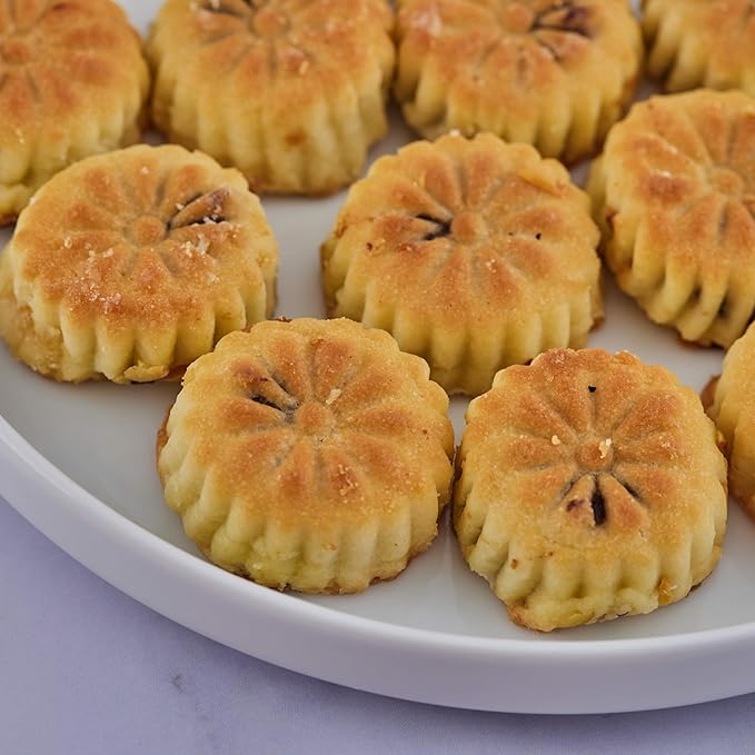 Snacklava Pistachio Date Bites - 6 Pack (3 Pieces per Pack) - Pistachio and Date Filled Maamoul Shortbread Cookies - No Artificial Ingredients, Colors or Preservatives