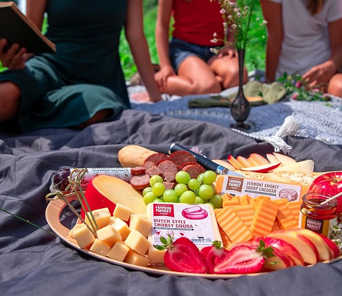 Farmers Market, Gluten Free, Keto, Paleo, Low Sodium, Zero Sugar, Wisconsin Cheese Gift Sets, 1-Pack, Garlic Herb White Cheddar