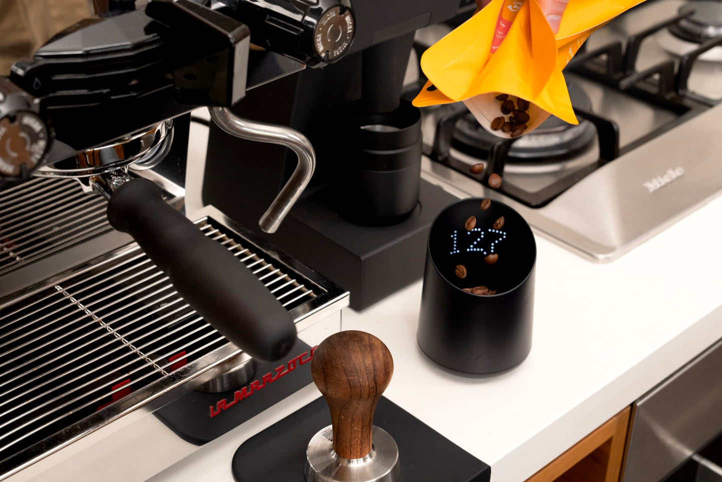 Subminimal SubScale Digital Dosing Cup with LED Display - Black