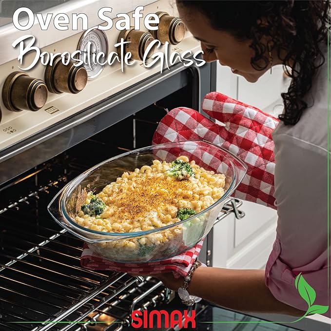 Simax Clear Oval Shaped Glass Casserole with Tight Fitting Lid ??Heat, Cold and Shock Proof ??Made in Europe ??Oven, Freezer and Dishwasher Safe ??3 Quart (Plus 1.4 Quart Lid) Glass Baking Dish