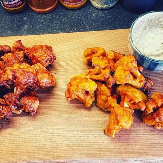 Angus & Oink | Buffalo Soldier Rub | Ultimate Spice Blend for Buffalo Wings | Unleash the Heat | Perfect for Grilling & Frying | Gluten-Free | 200g