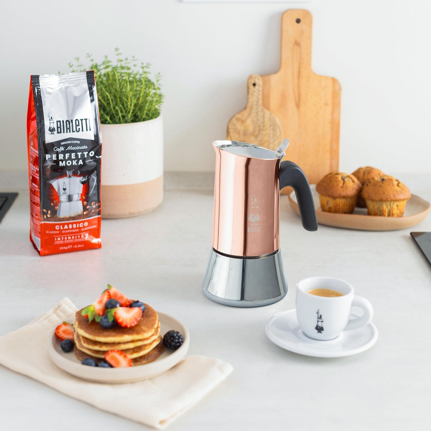 Bialetti - New Venus Induction, Stovetop Coffee Maker, Suitable for all Types of Hobs, 18/10 Steel