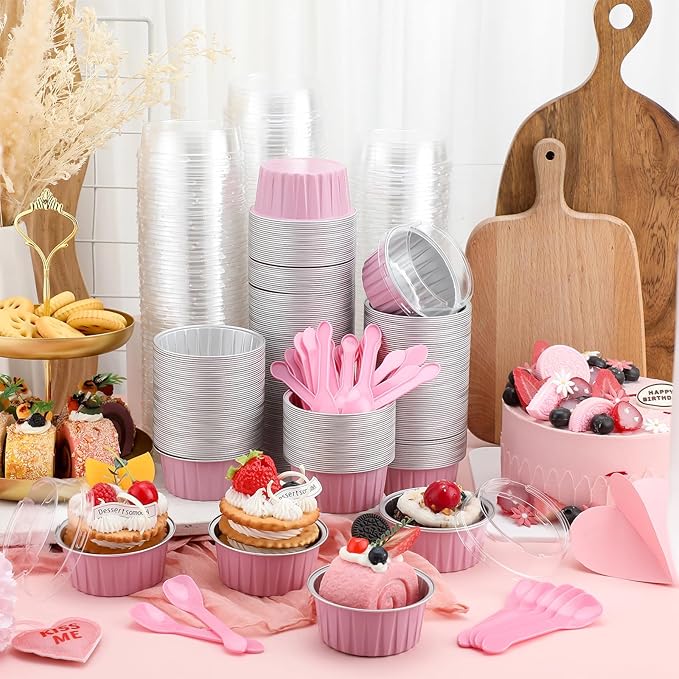 Hushee 600 Pcs Aluminum Foil Baking Cups with Lids and Spoons 5oz Disposable Ramekins Dessert Muffin Creme Brulee Cupcake Liners Containers for Wedding Birthday Christmas Party(Round,Pink)