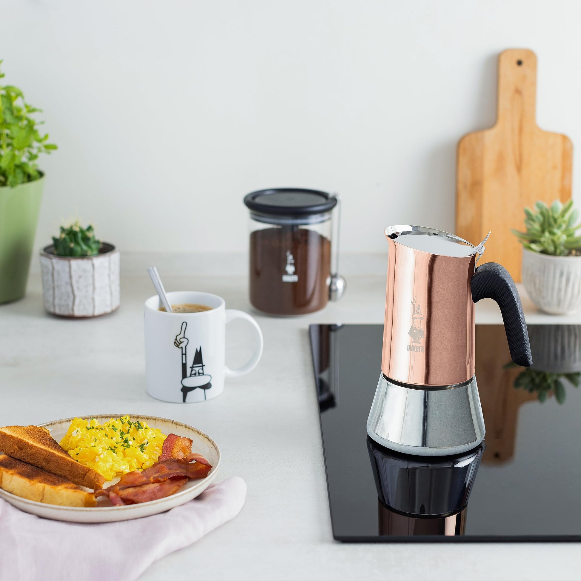 Bialetti - New Venus Induction, Stovetop Coffee Maker, Suitable for all Types of Hobs, 18/10 Steel