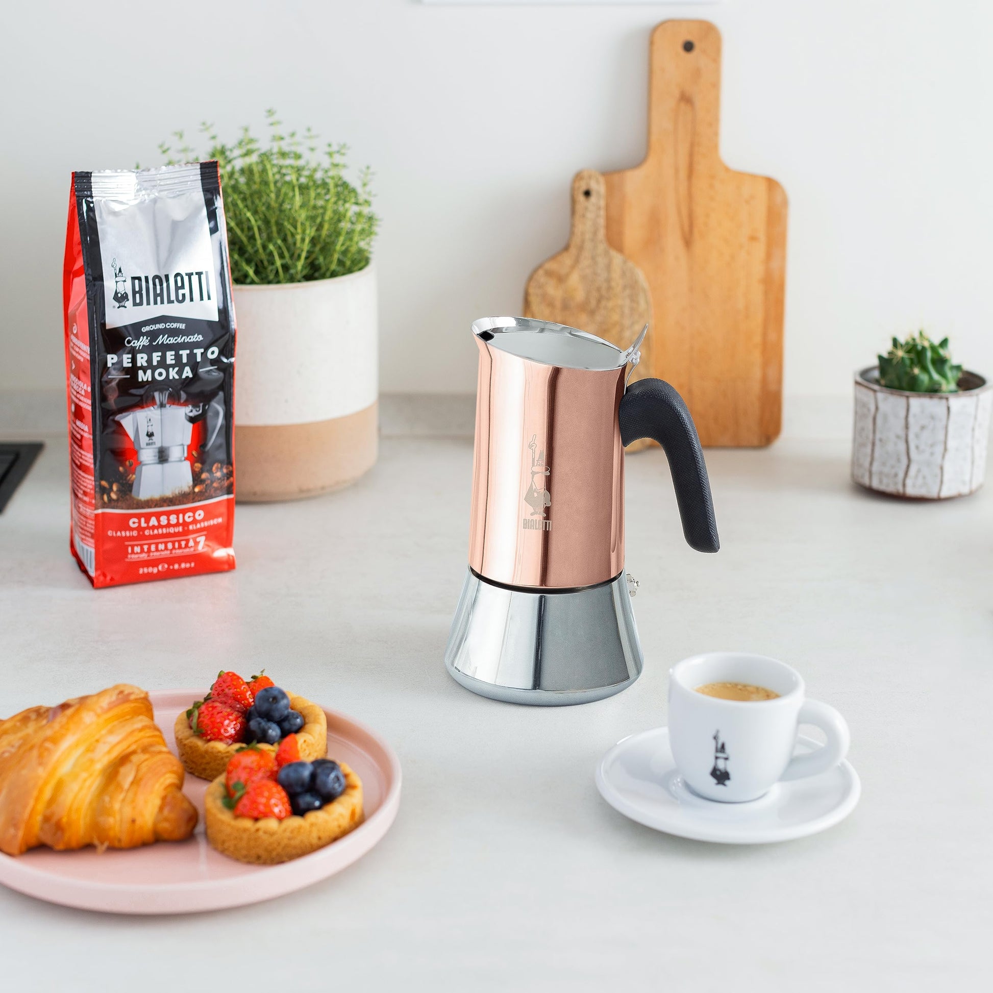 Bialetti - New Venus Induction, Stovetop Coffee Maker, Suitable for all Types of Hobs, 18/10 Steel
