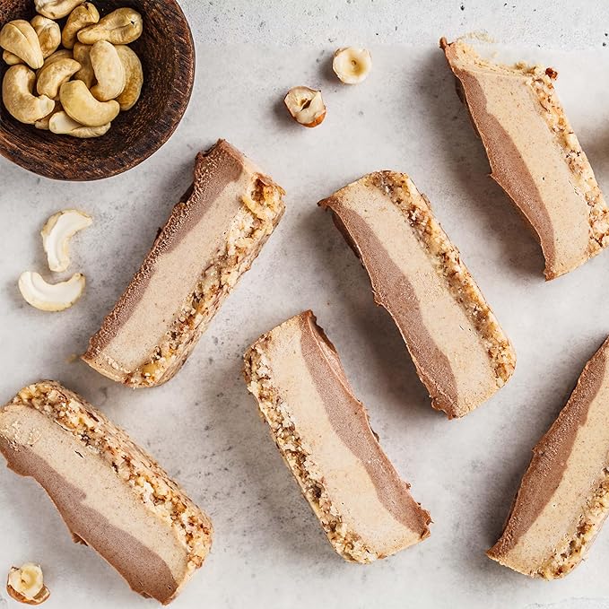 Yupik Nuts Cashews, Large Pieces, 2.2 lb (35.2 oz), Kosher, Natural, Unseasoned, No Added Oil, Fat, Salt, or Sugar, High in Protein and Iron, Low in Sodium, Ideal for Snacking, Cooking, and Toppings