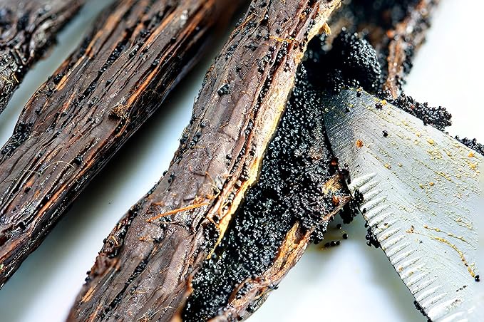 Organic Vanilla Extract - Made with Bourbon Madagascar Vanilla Beans - 4 fl oz ??For Baking, Desserts, Home Cooking and Chefs