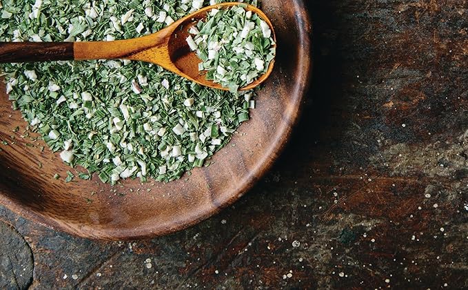Litehouse Freeze Dried Poultry Herb Blend - Substitute for Fresh Poultry Herb, Jar Contains 7 Herbs, Organic, Poultry Herb Blend Seasoning, Non-GMO, Gluten-Free - 0.46 Ounce 6-Pack