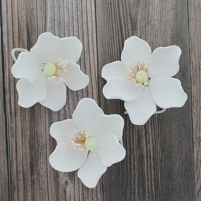 Global Sugar Art Poppy Anemone Sugar Cake Flowers, White with Green Center, 3 Count by Chef Alan Tetreault