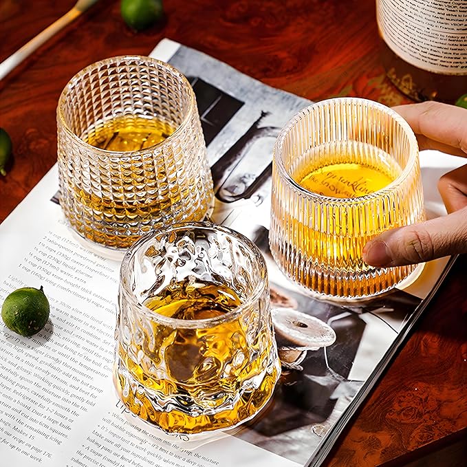 Crystal Whiskey Glasses 5 OZ Set of 3, Rotatable Old Fashioned Glasses, Tumbler Rocks Bar Glass for Drinking Bourbon, Scotch, Cocktails, Cognac竊늆mall Sizeç«?,<div>