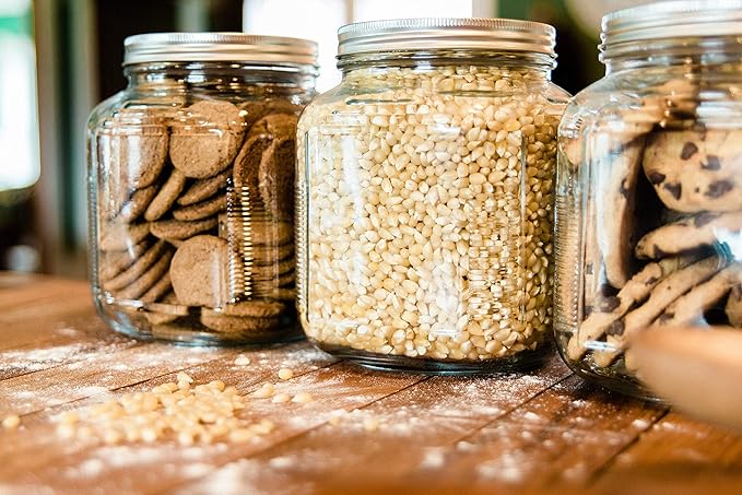 Dutchman's Hulless Popcorn Kernels in Half Gallon Decorative Jar (4 lbs. kernels)