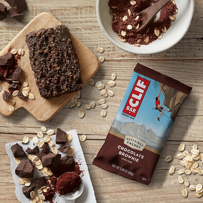 CLIF BAR - Chocolate Brownie Flavor - Made with Organic Oats - Energy Bars - Non-GMO - Plant Based Protein Bars (15 Pack)