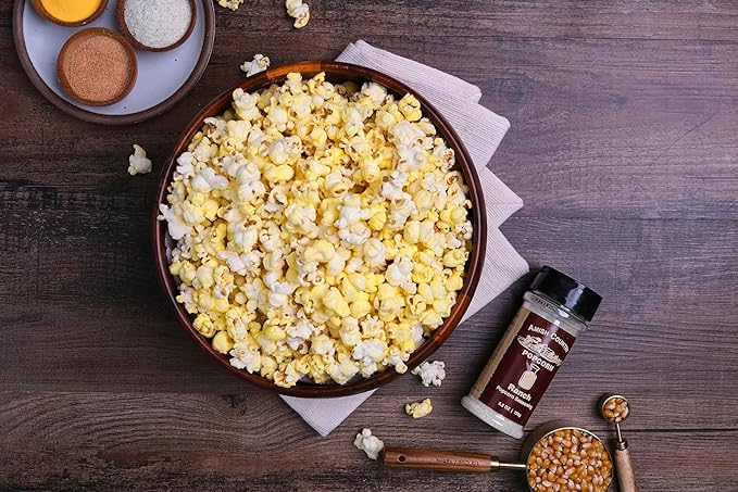 Amish Country Popcorn | 2 lb Bag | Medium Yellow Popcorn Kernels | Old Fashioned, Non-GMO and Gluten Free (Medium Yellow - 2 lb Bag)