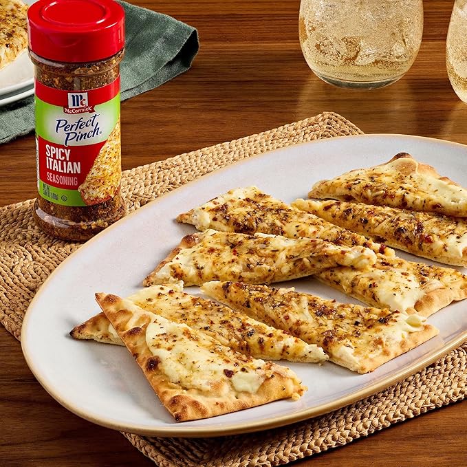 McCormick Perfect Pinch Seasoning, Spicy Italian, For Adding Italian Flavor with a Kick to Pizza, Pasta, Dressings & Sauces, 3.88 oz